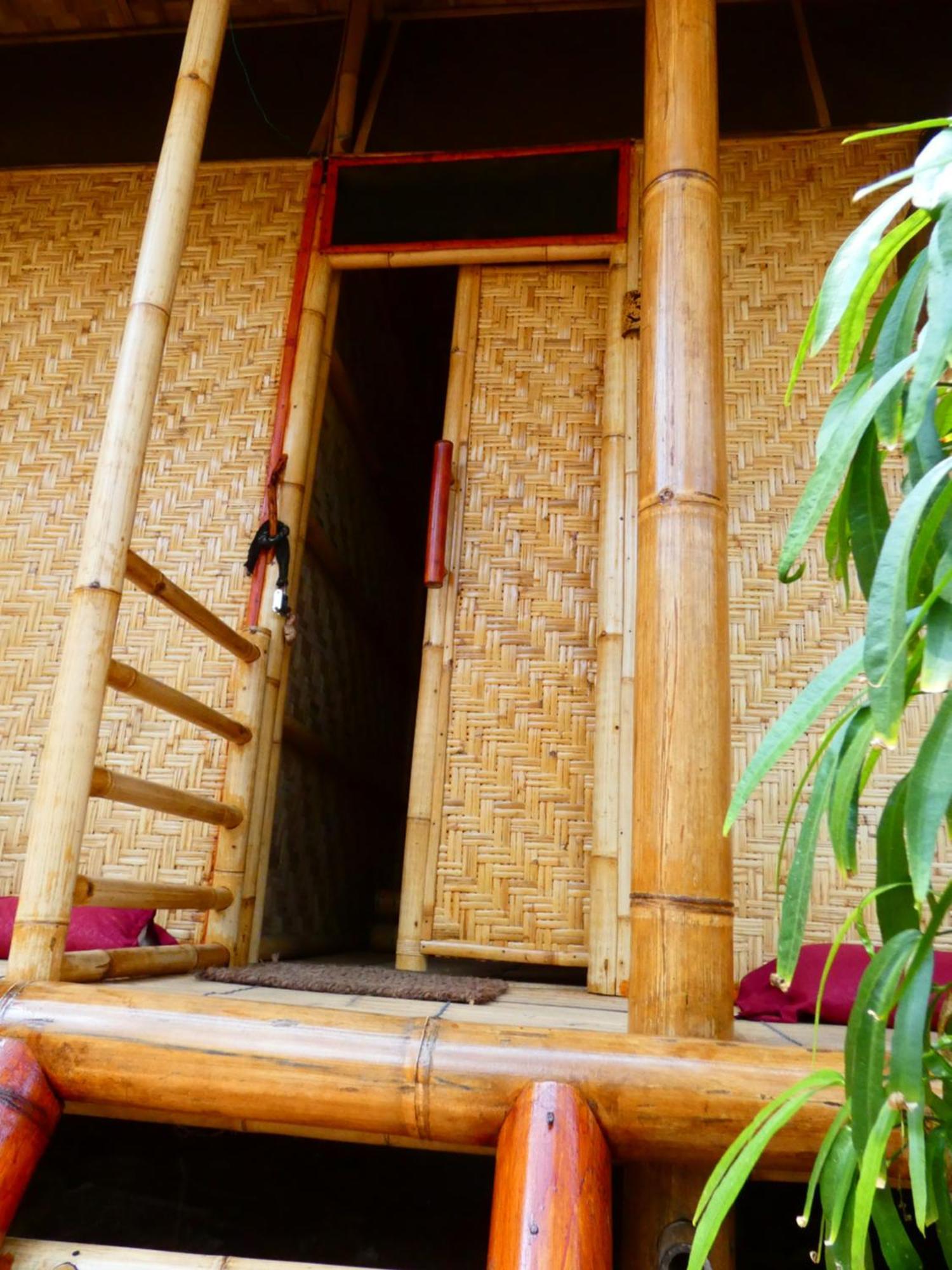 Uncle Hippie'S Dream Hostel Gili Meno Exterior photo